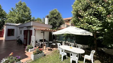 Santa Marinella – Piccolo appartamento indipendente con giardino